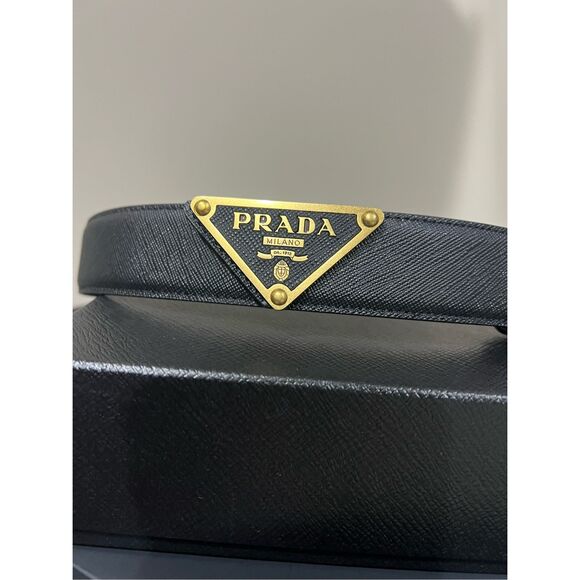 PRADA ELEGANT BLACK LEATHER BELT - Picture 2 of 6